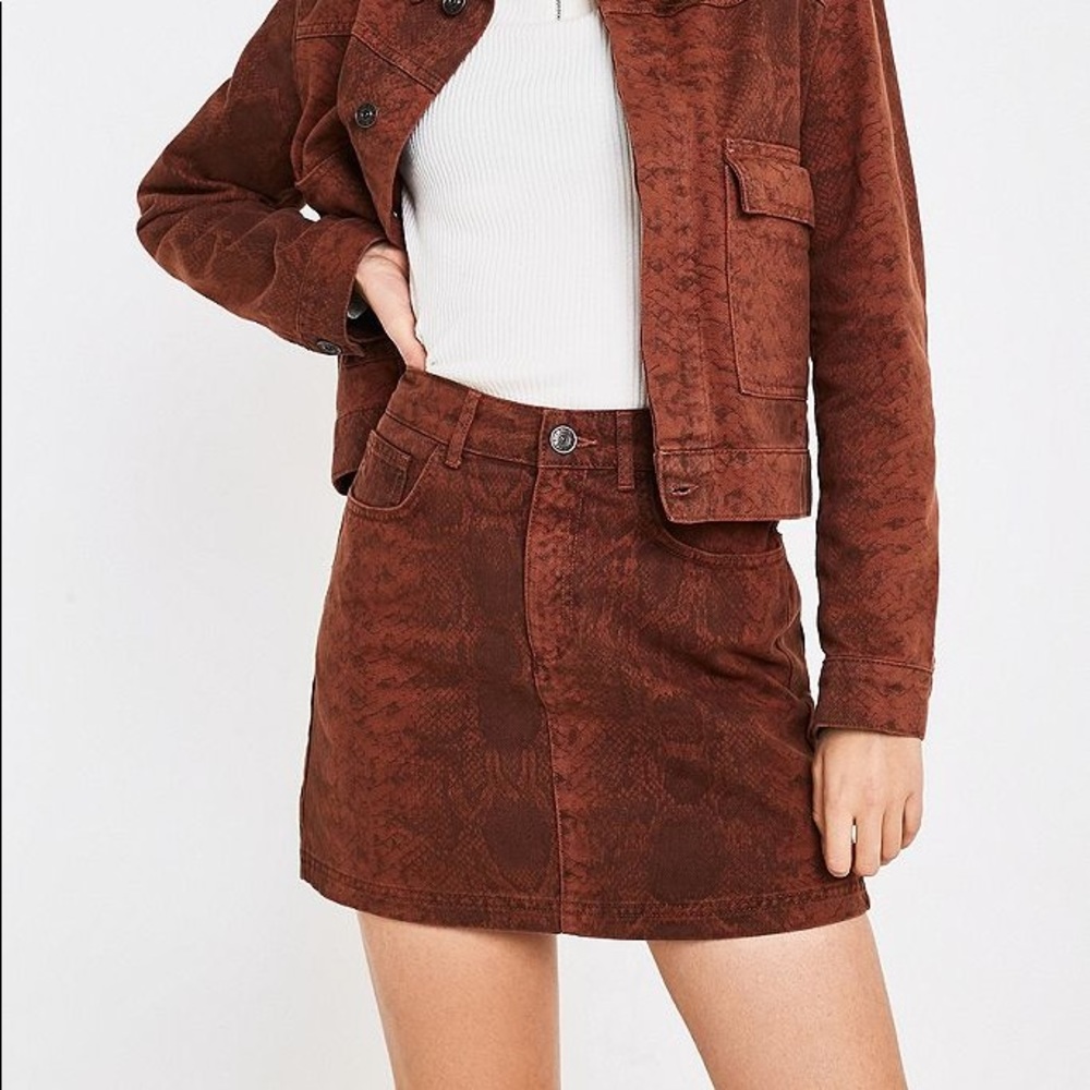 NWOT Urban Outfitters BDG snake skin skirt